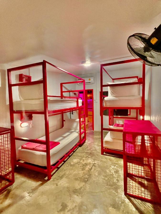 Slumber Party Krabi Hostel *