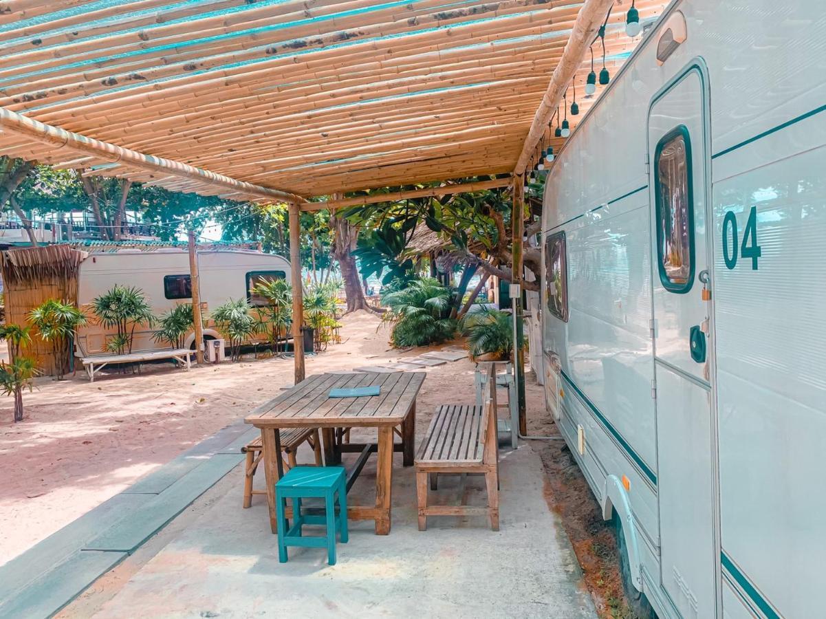 House Camp 3*