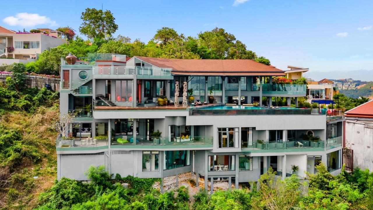 Skyfall - Unforgettable Panoramic Sea Views Villa *
