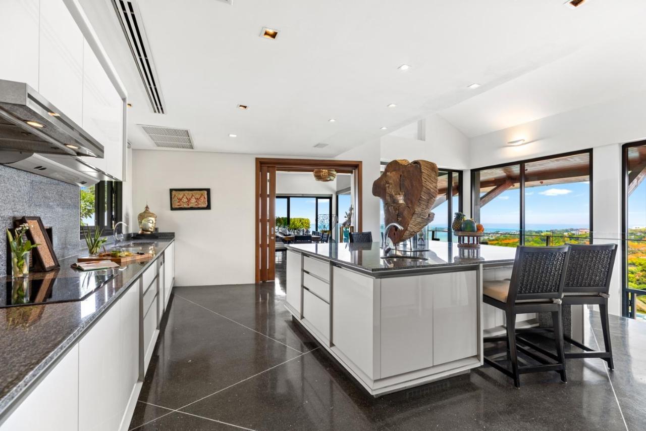 Skyfall - Unforgettable Panoramic Sea Views Villa *