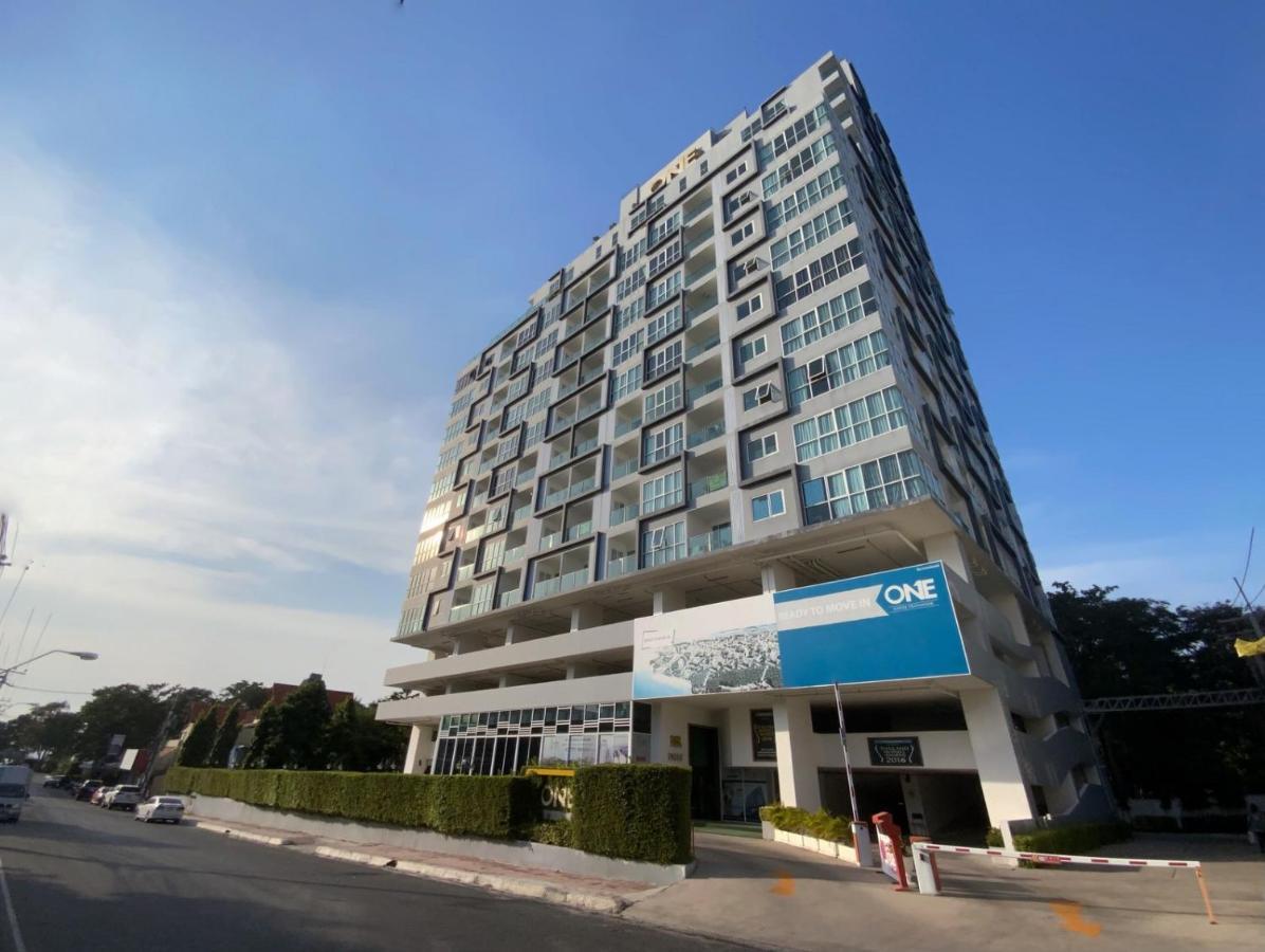 One Tower 1 Bed 114 By Thaiminatorpattaya Apartment Pattaya