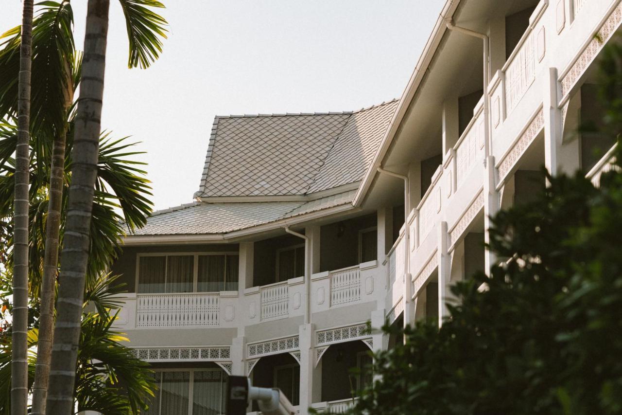 Resort Away Thapae A Vegan Retreat Chiang Mai