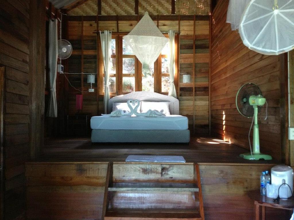 Sunset Resort 2*