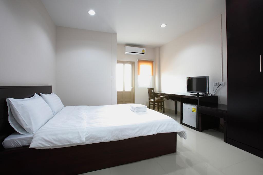 Garden Hill Aparthotel 2*