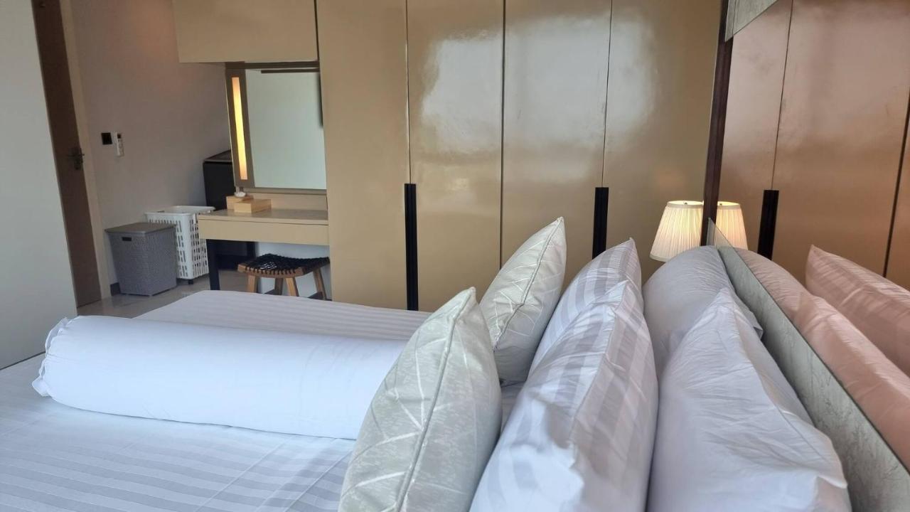 Apartment A503-penthouse Amazing View 2brs3bedsao Nang Center