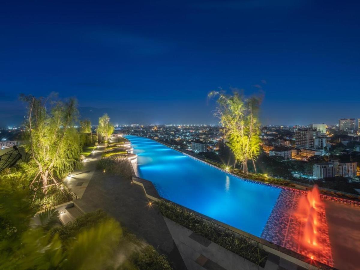 The Astra Sky River Condo Chiang Mai * Chiang Mai