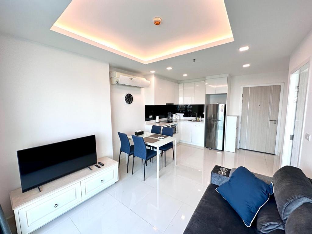 Apartment One Tower 1 Bed 114 By Thaiminatorpattaya Pattaya