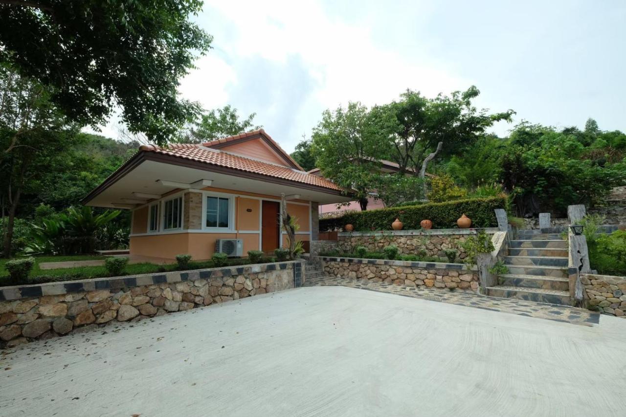 The Triple M Mountain Resort 3*
