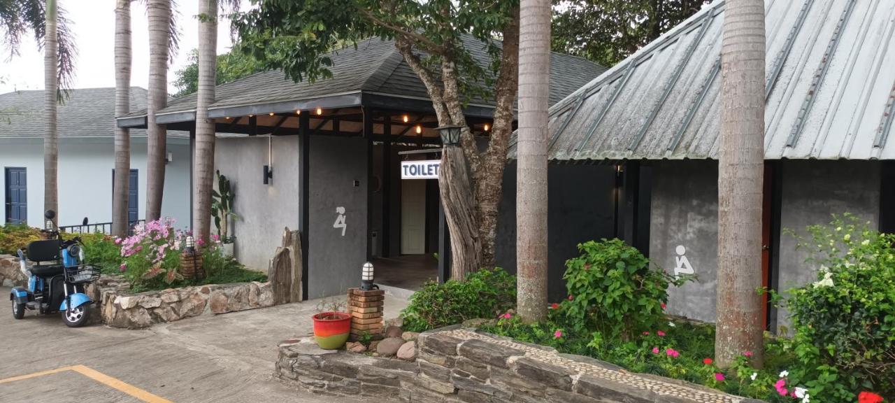 The Triple M Mountain Resort 3*