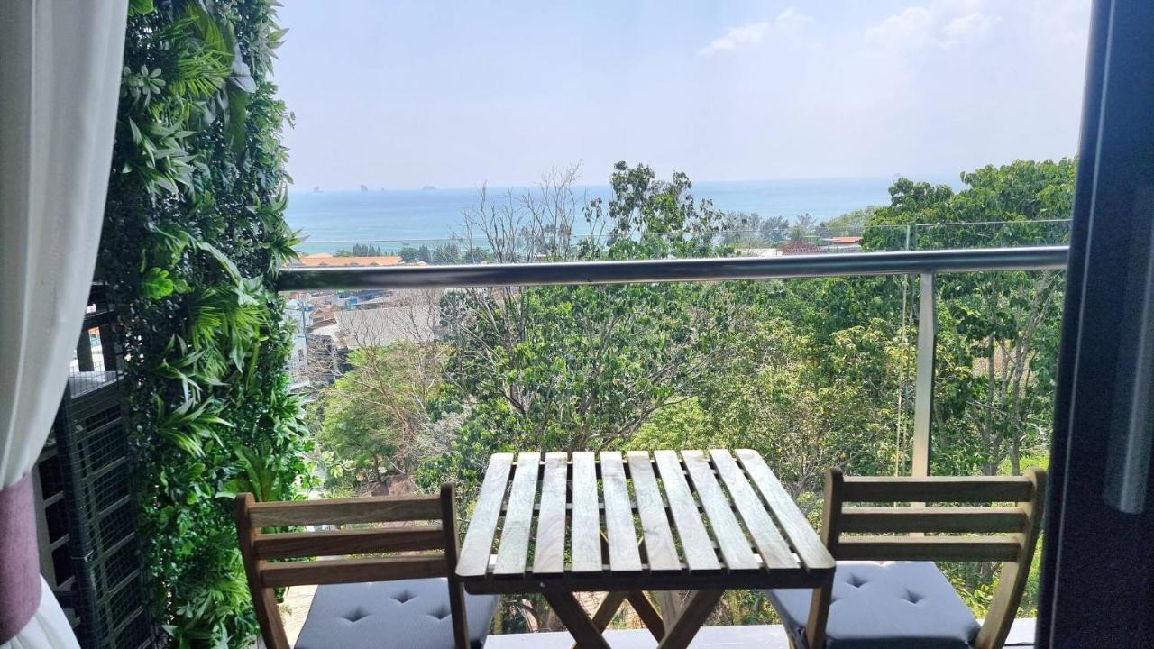 Apartment A503-penthouse Amazing View 2brs3bedsao Nang Center