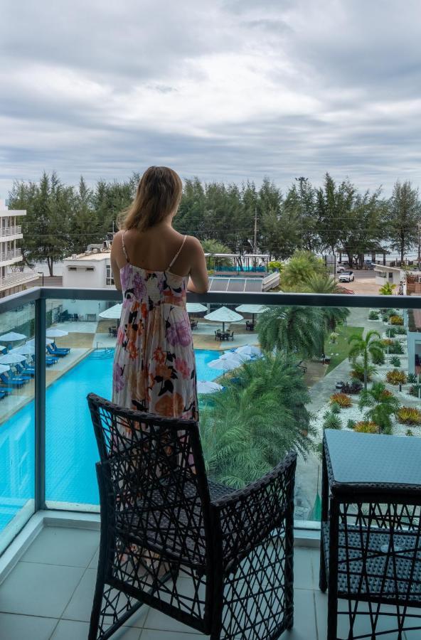 Grand Blue With Pool And Seaview *