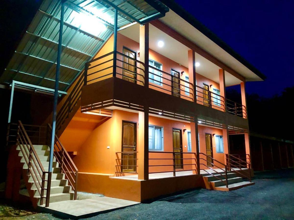 Inn At 2*