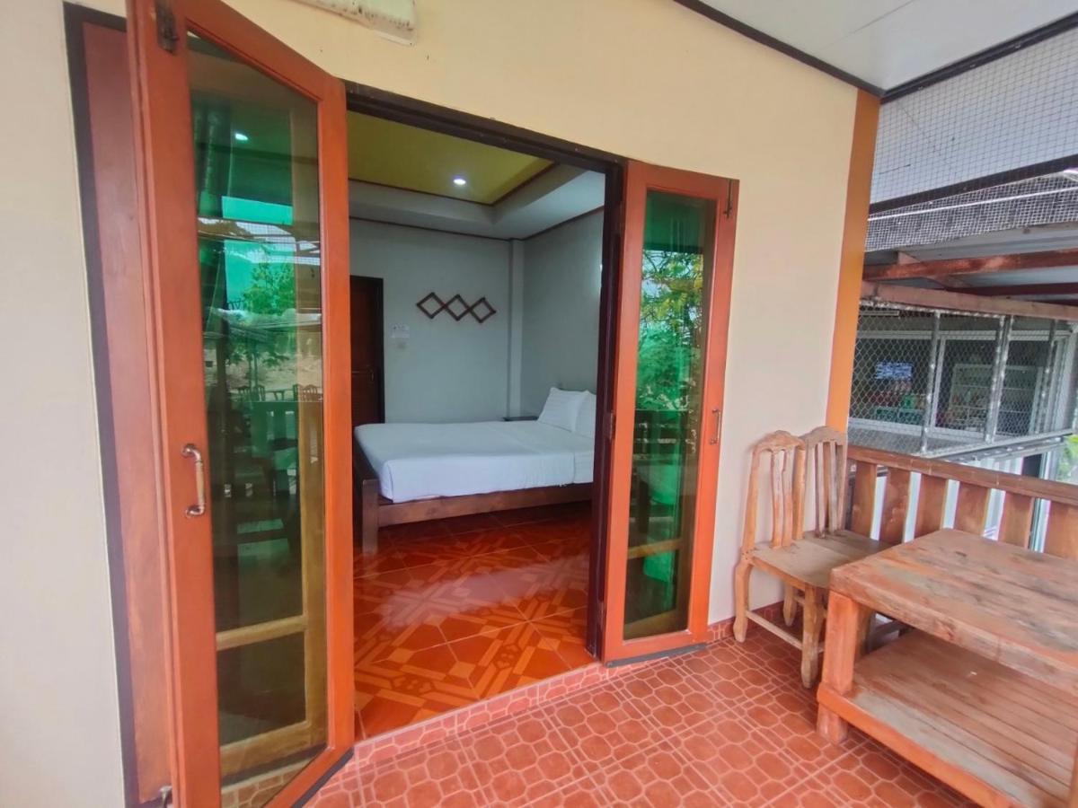 Casa de hóspedes Chatchawan 3*