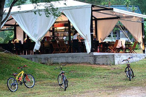 Khao Kheaw Es-ta-te & Safari Resort 3*