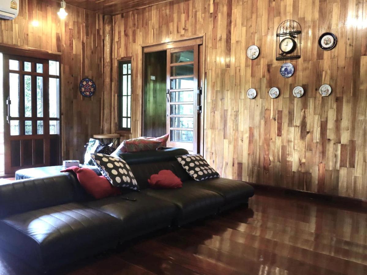 Resort Baanrai Khunya บ้านไร่คุณย่า *