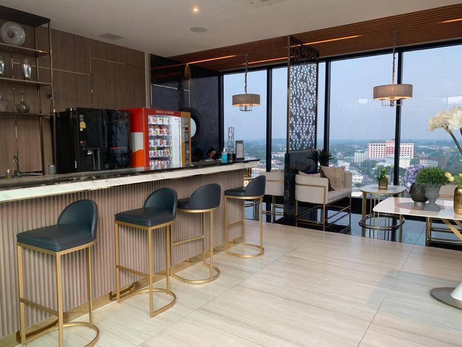 Apartment The Astra Sky River Condo Chiang Mai *