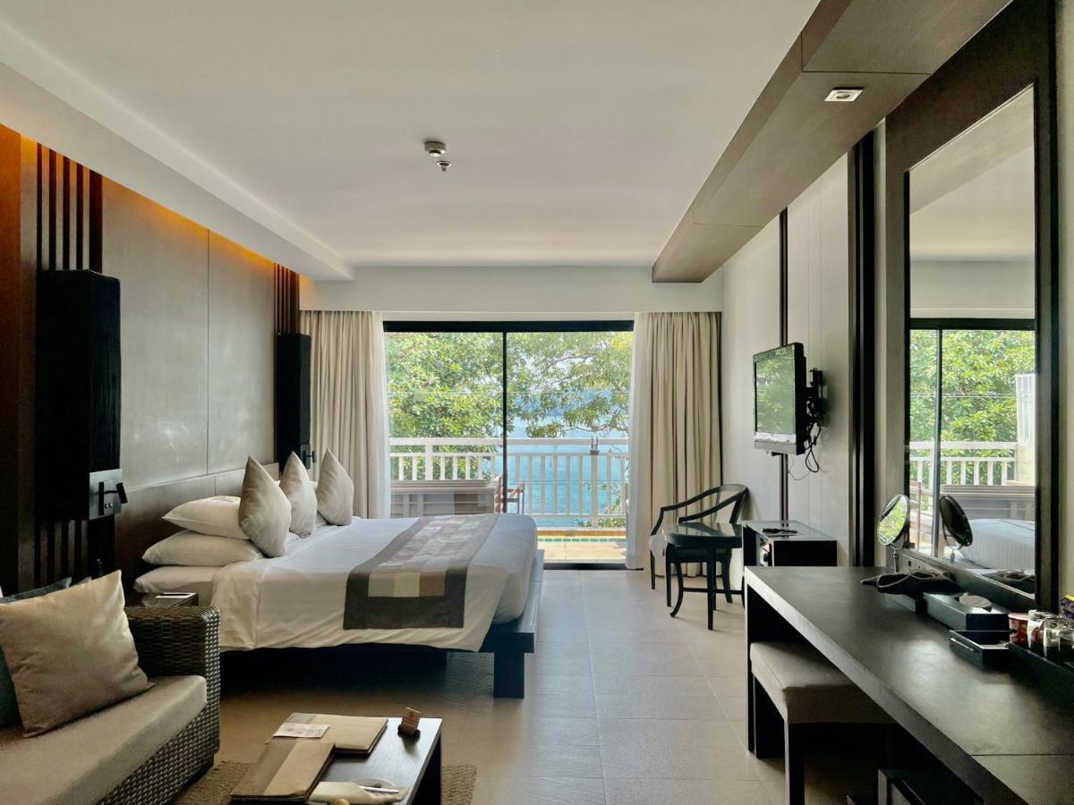 Phuket Hotel 5*