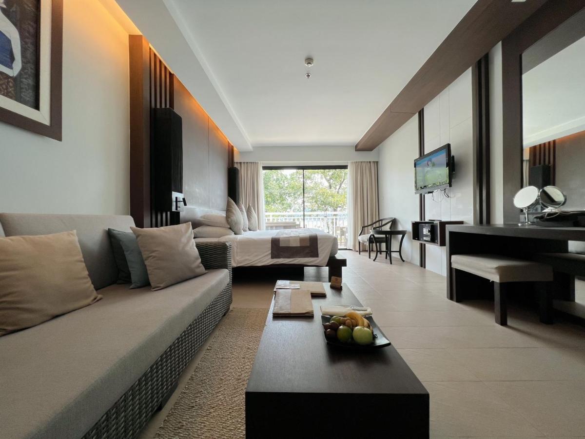 Phuket Hotel 5*