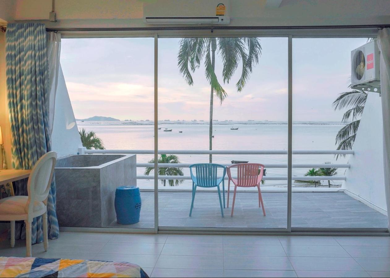 Villa มารินอส บีชเฮ้าส์ Marinos House Si Racha