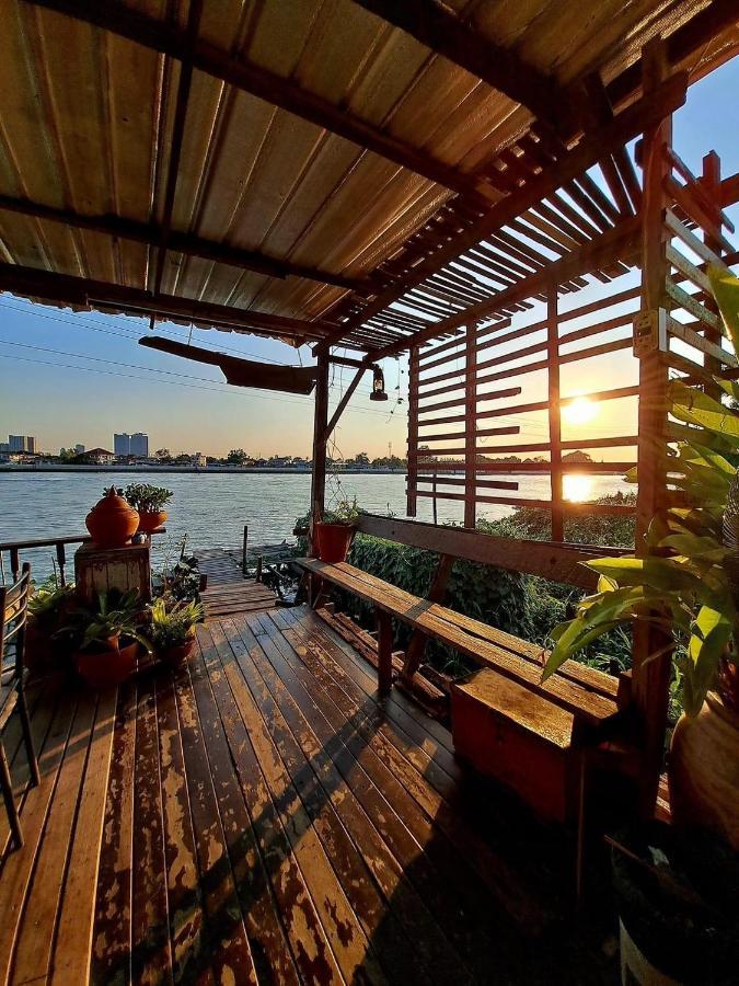 Baan Golite Ko Kret - บ้านโกไล้เกาะเกร็ด Hospedagem domiciliar