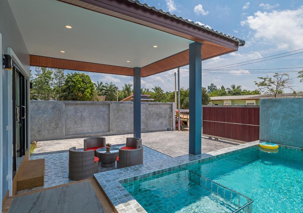 Pinthong Aonang Villa *