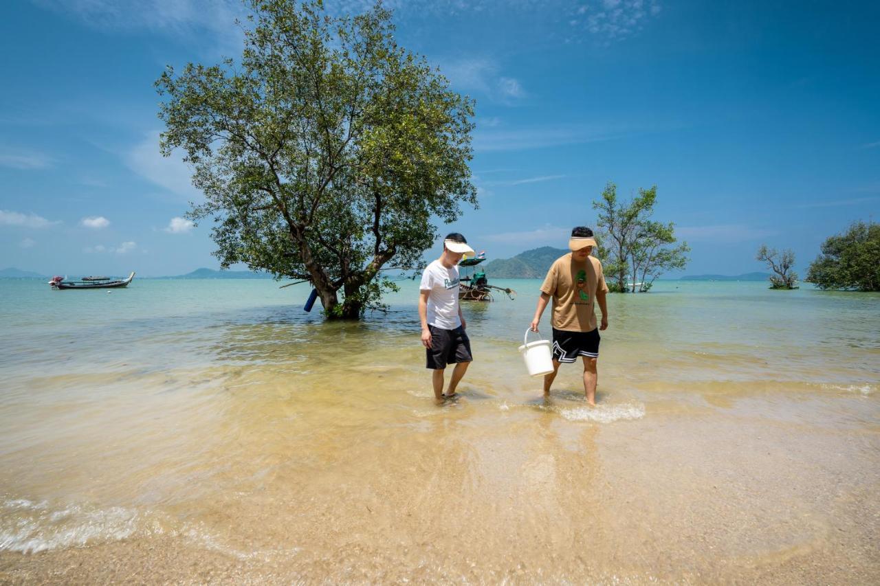 【天-逸】eva Beach四卧海滨别墅 私人沙滩 海景泳池 专职佣人 免费早餐 海景浴池 烧烤架 * Rawai