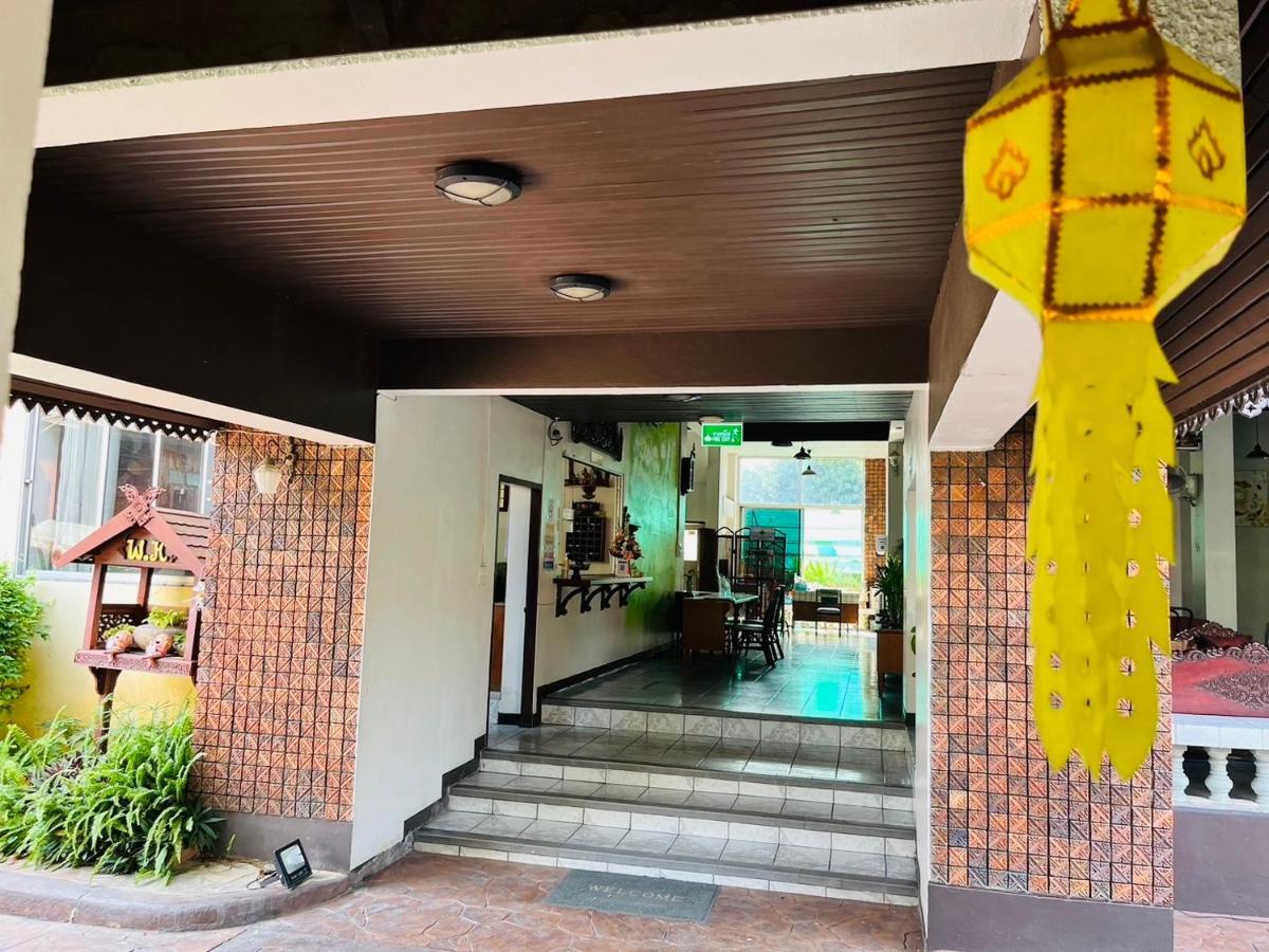 Hostel Wiriya House