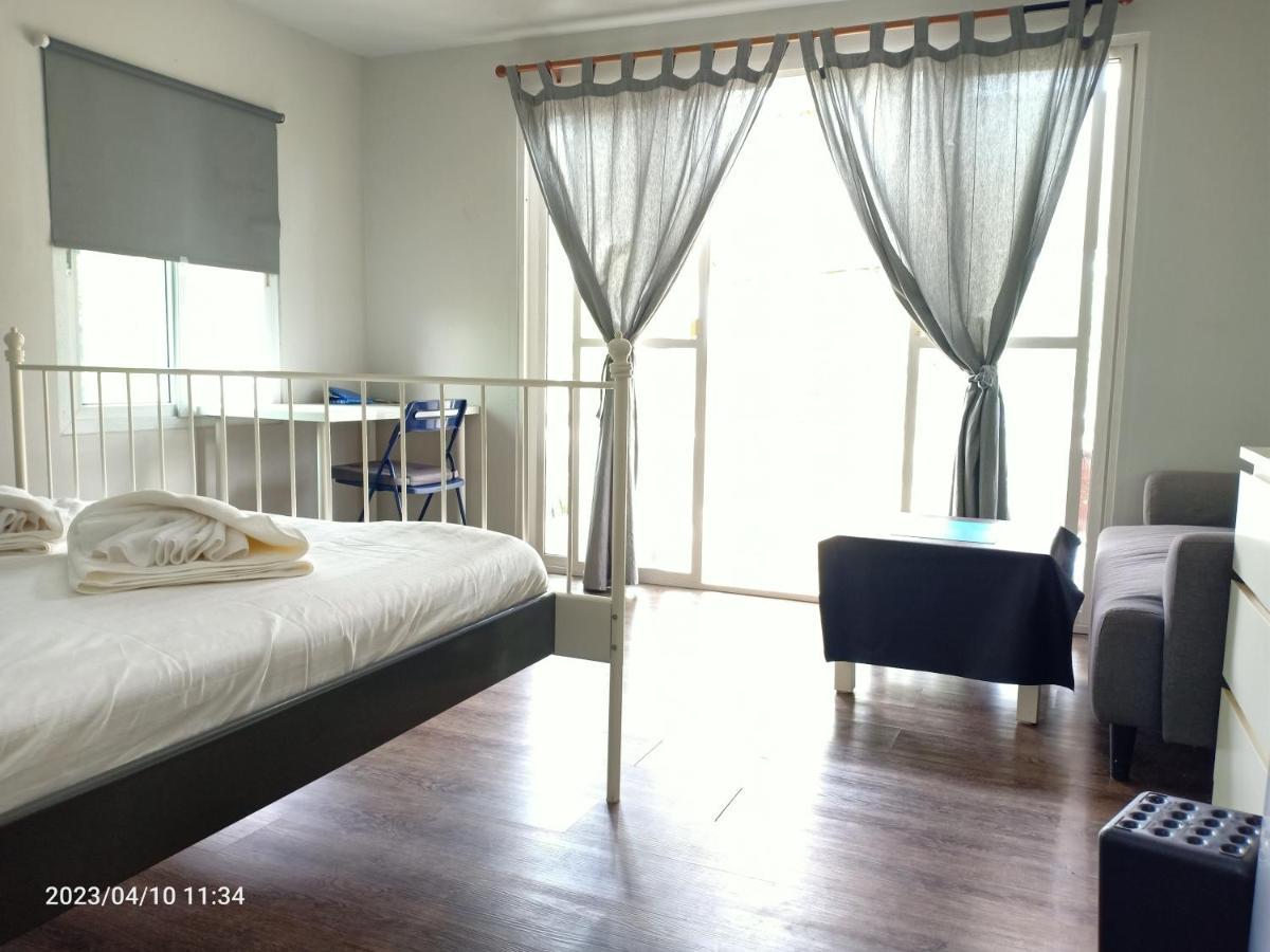 Naivacha Tent Koh Mak