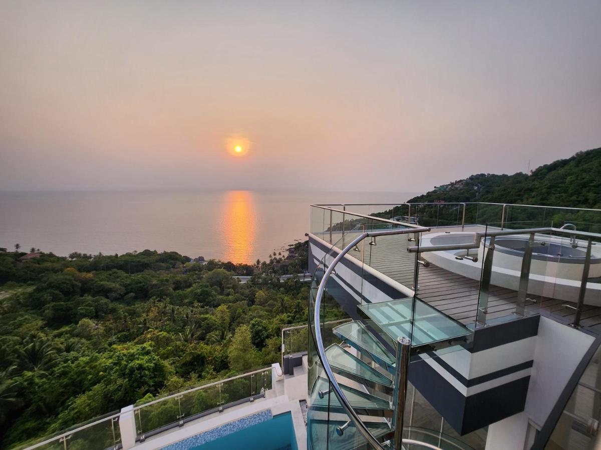 Seawadee - Luxurious, Award-winning Design With Amazing Panoramic Seaview Villa