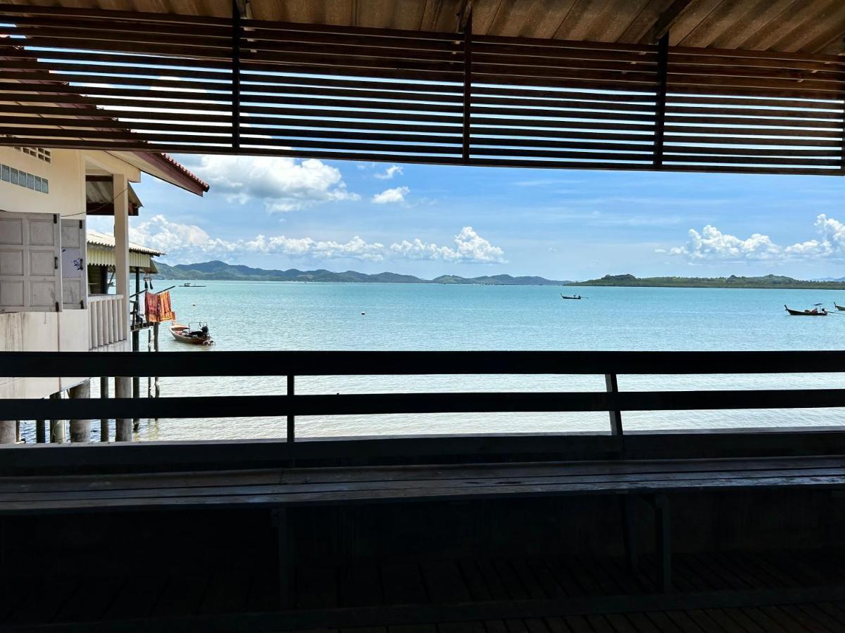 Modern Sunset Sea House Lam Sai *