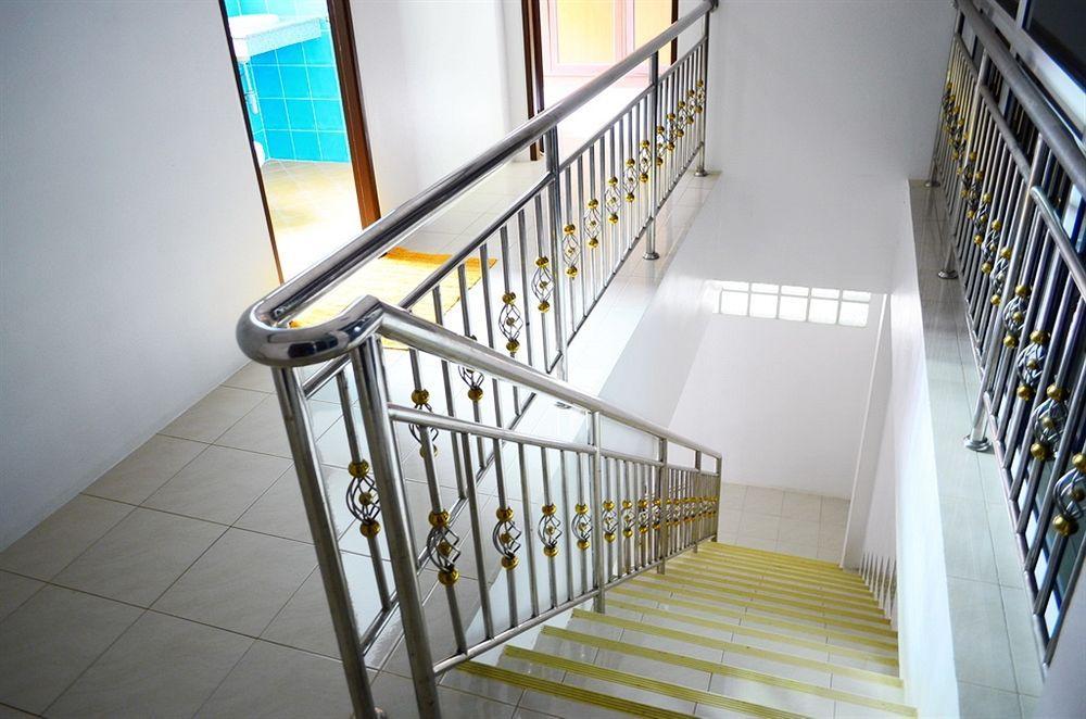 Aonang Backpacker Hostel *