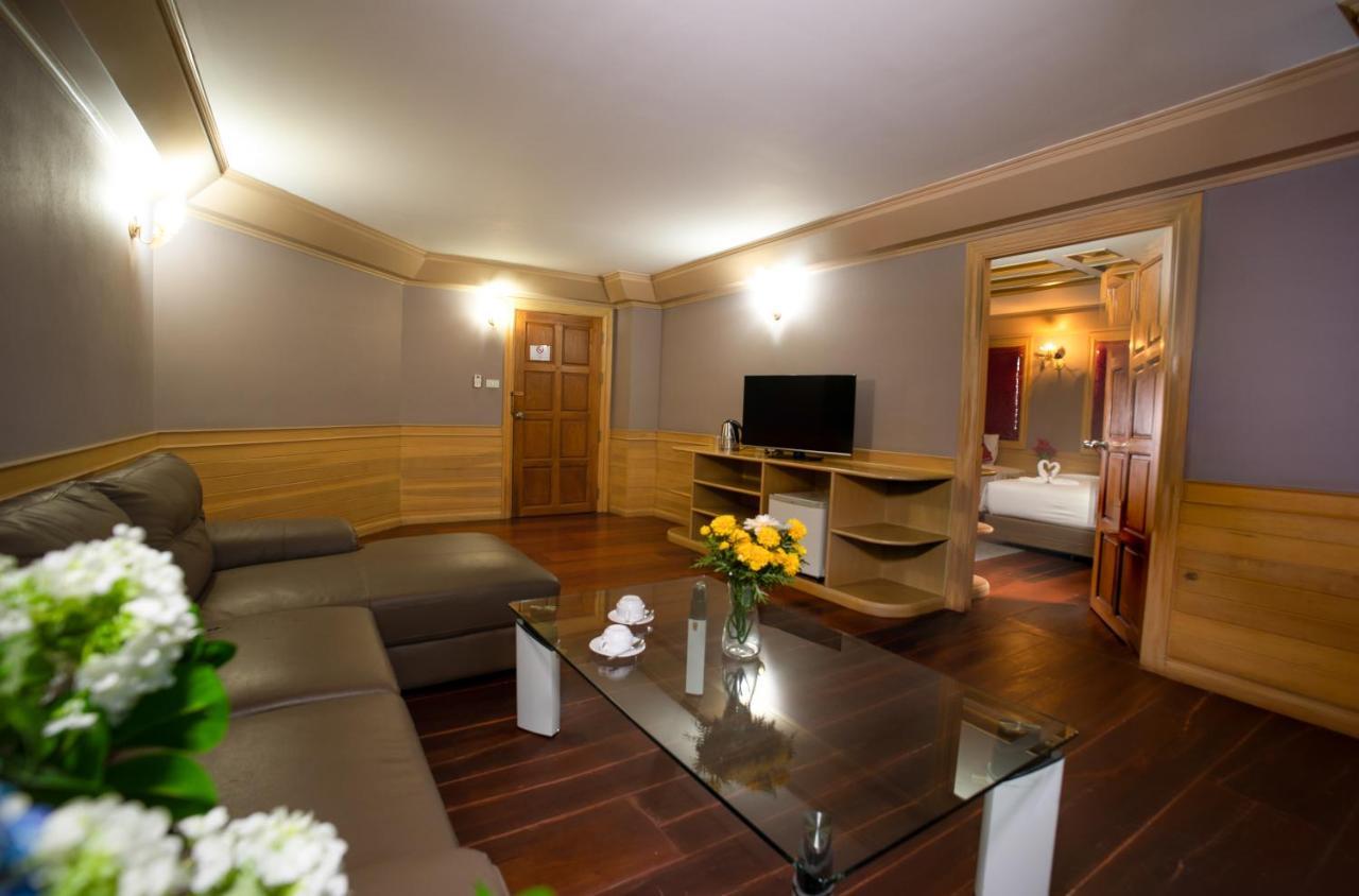 Pearl & Hotel Nonthaburi