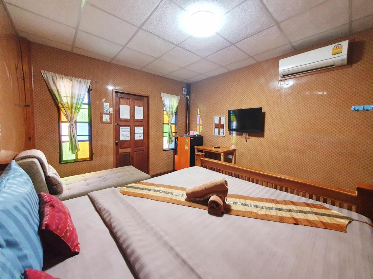 Ktt And Motorbike & Bicycle For Rents Guest house 2*