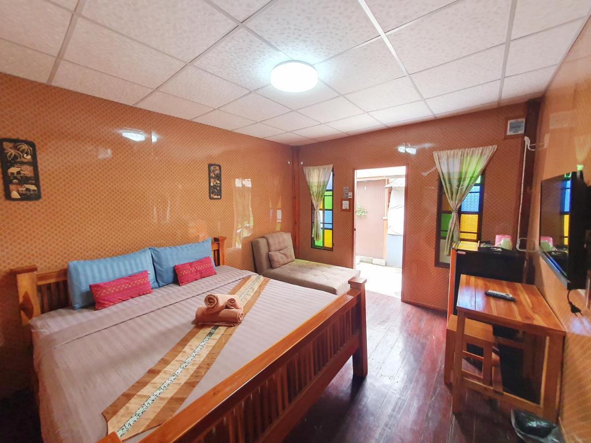Ktt And Motorbike & Bicycle For Rents Guest house 2*