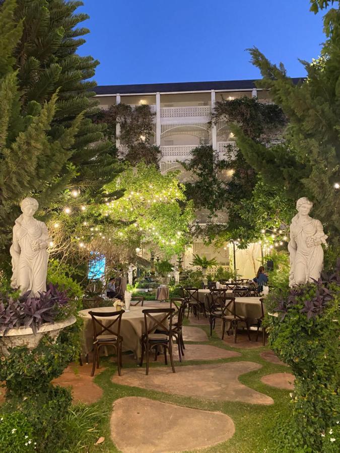 Koranaree Courtyard Boutique Hotel