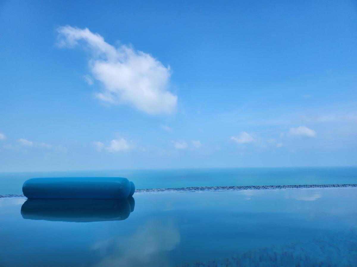 Seawadee - Luxurious, Award-winning Design With Amazing Panoramic Seaview Villa *