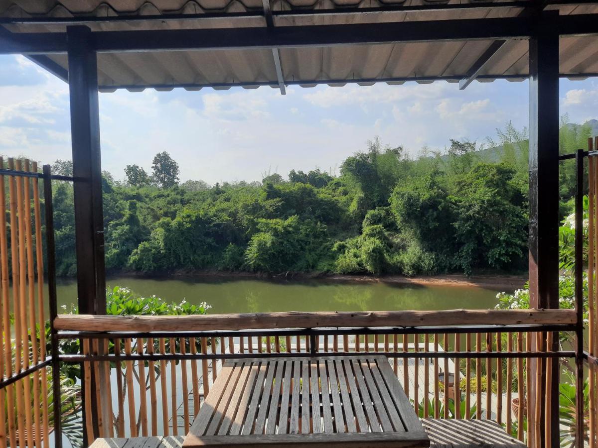 Resort Chasorn Riverside