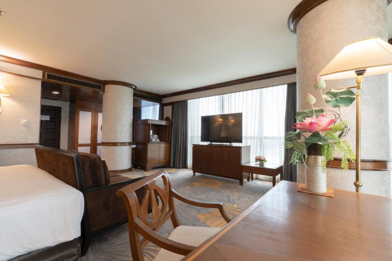 The Twin Lotus Hotel 5*