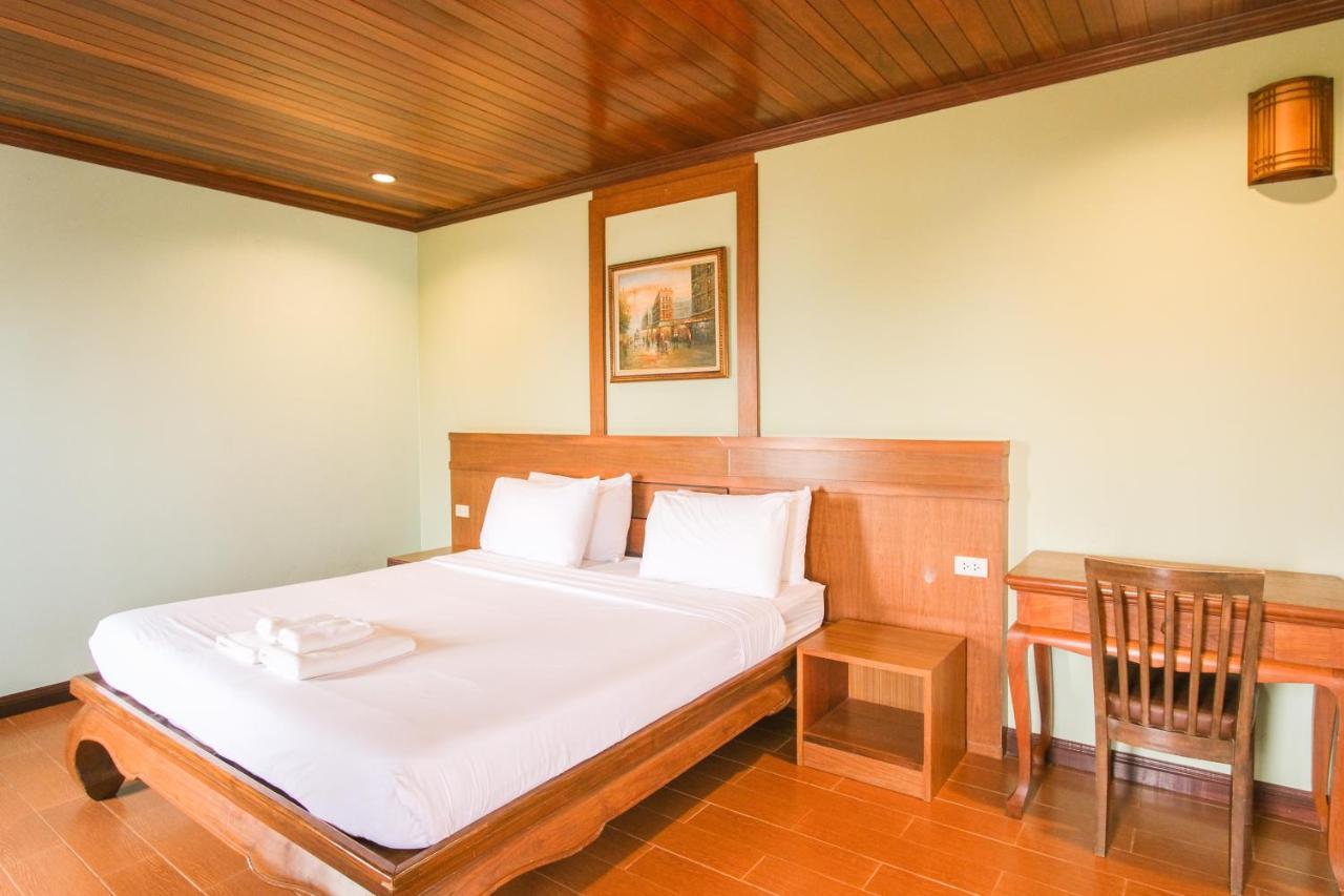 Rocky Point 3* Thap Sakae