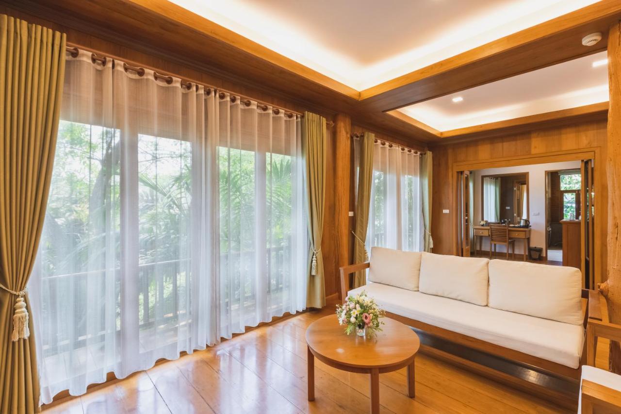 Vanasin Resort Tak