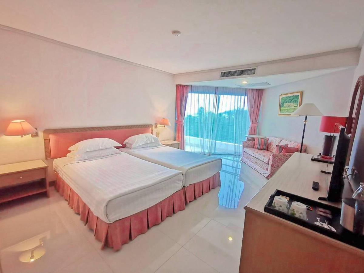 Golden Hotel 4*