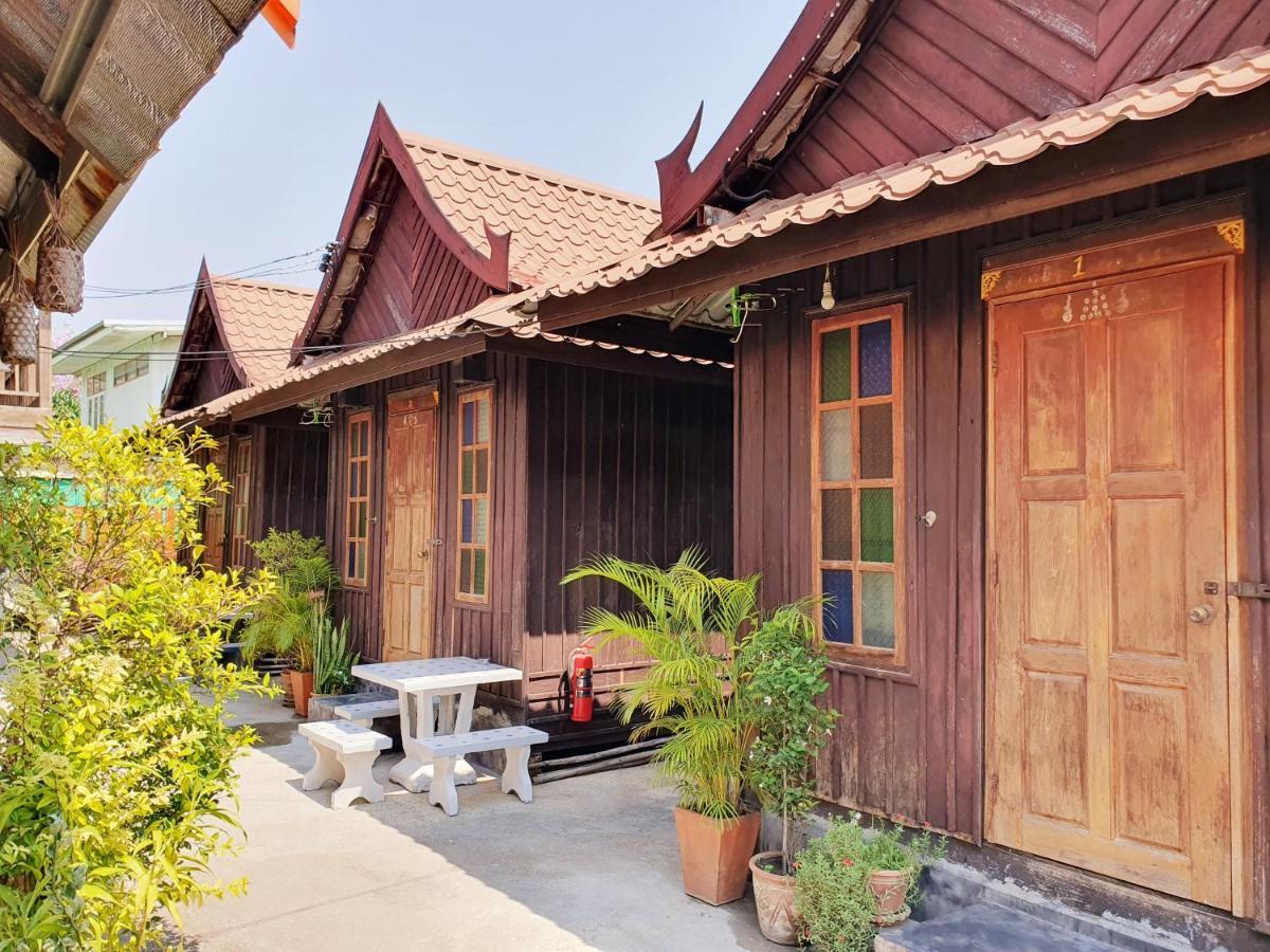 Guest house Ktt And Motorbike & Bicycle For Rents Sukhothai