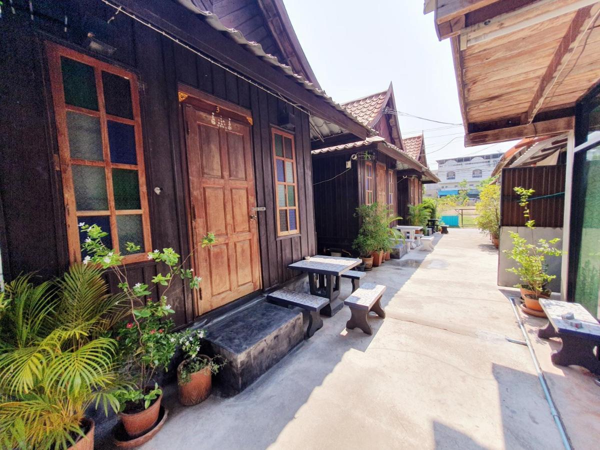 Guest house Ktt And Motorbike & Bicycle For Rents