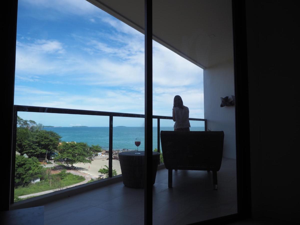 Hi Sea E272 At Escape Mae Pim Apartment *