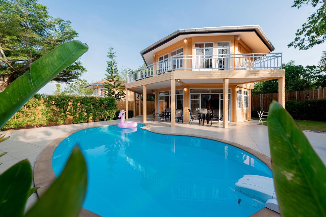 Twin Villa