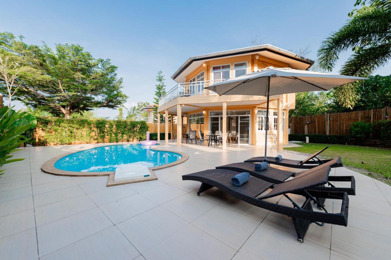 Twin Villa
