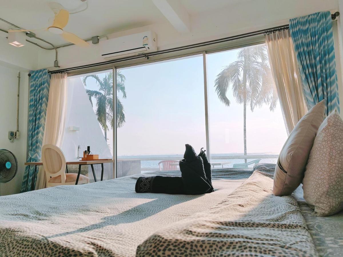 มารินอส บีชเฮ้าส์ Marinos House Villa