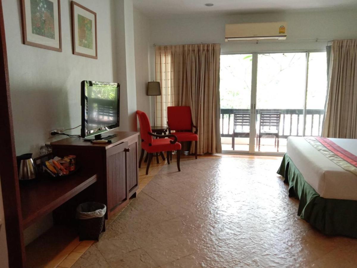 Golden Pine 3* Pran Buri