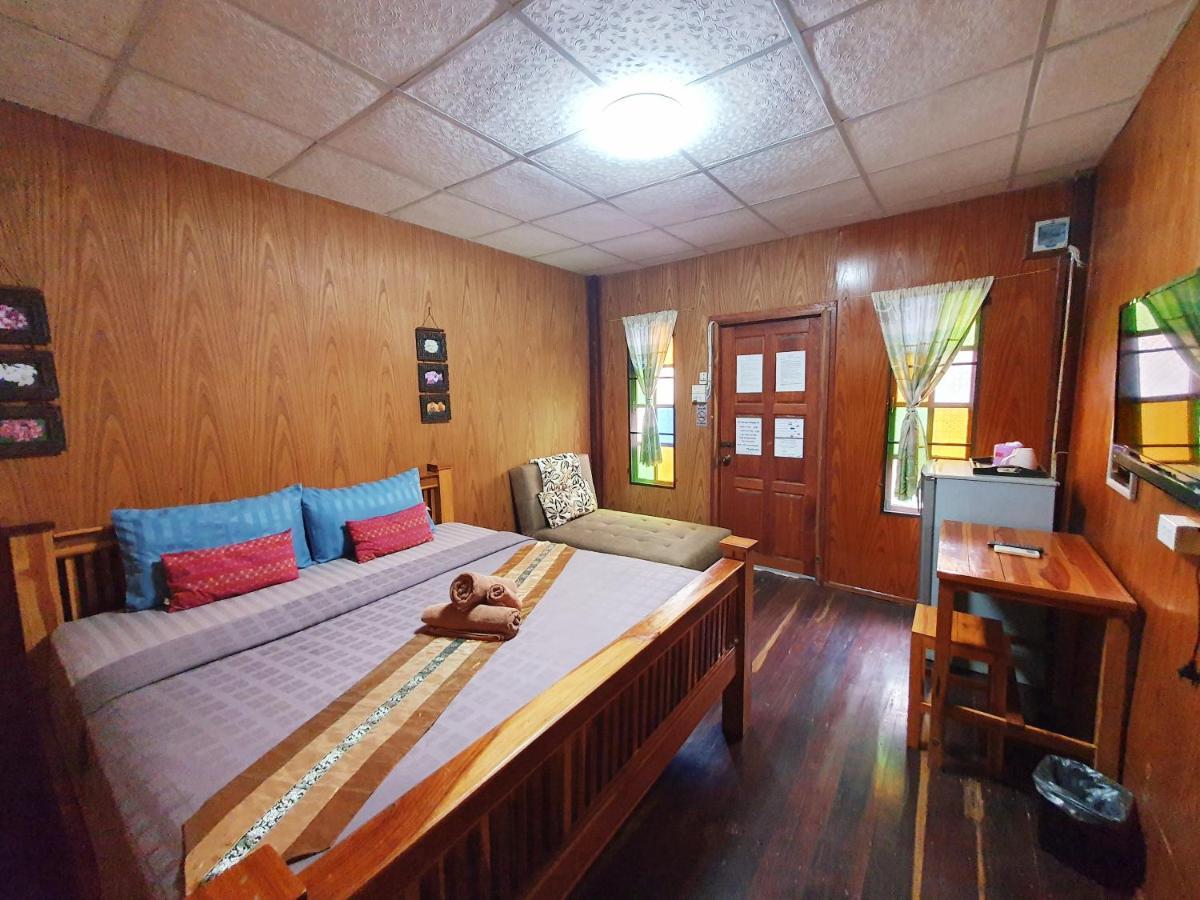Ktt And Motorbike & Bicycle For Rents 2* Sukhothai