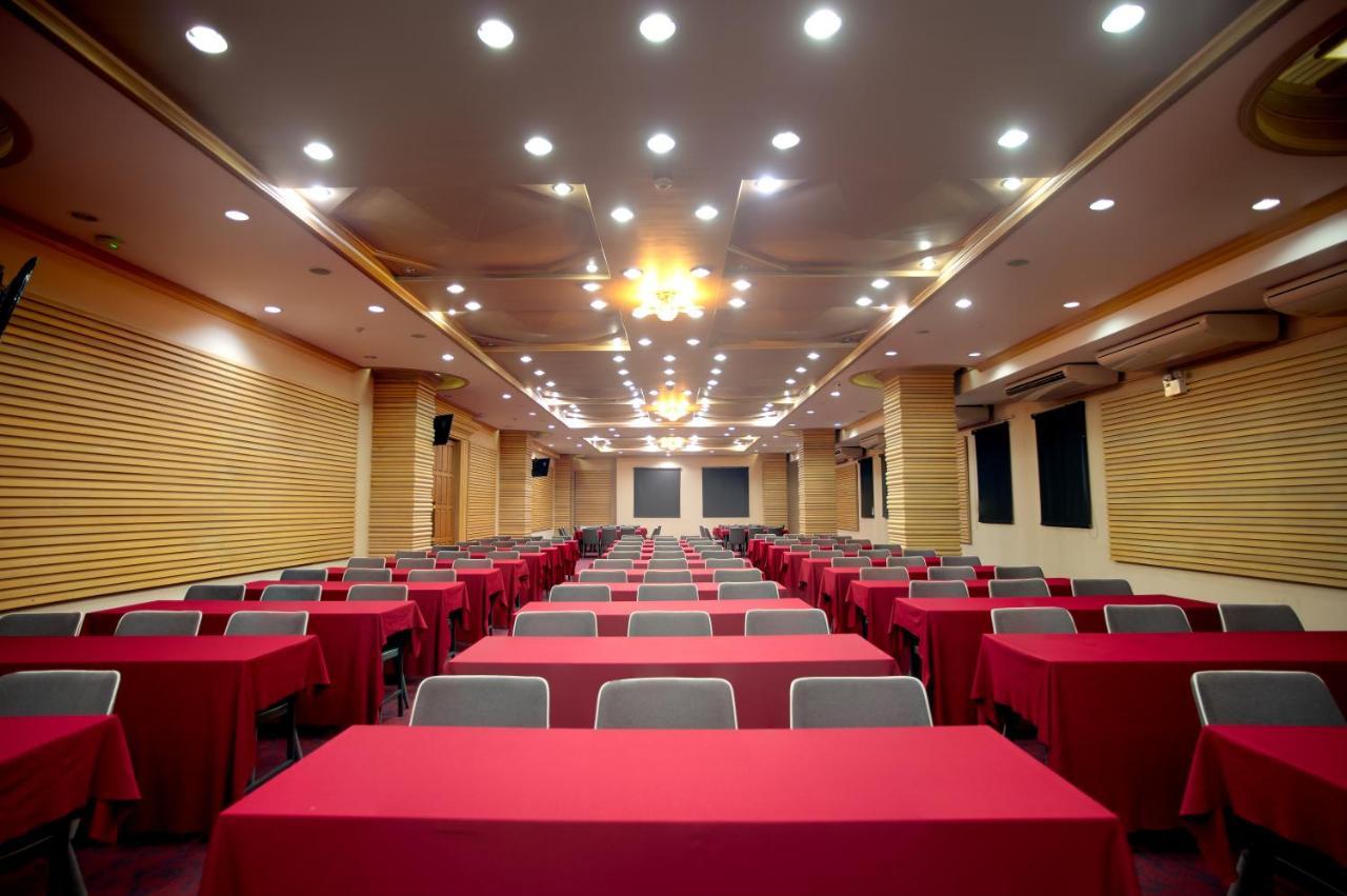 Pearl & 4* Nonthaburi